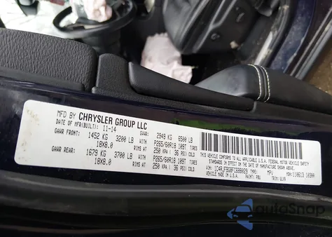 2015 Jeep Grand Cherokee Limited z USA, uszkodzony, nr VIN 1C4RJFBG8FC688029